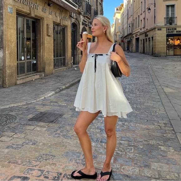 Reformation Dresses & Skirts - REFORMATION NWT Shai White Mini Dress 8